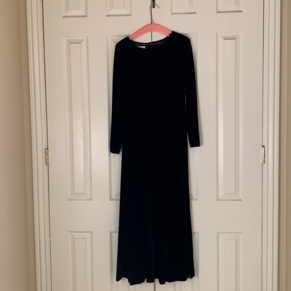Velvet Floor Length Long Sleeve Dress. Formal Occassion.